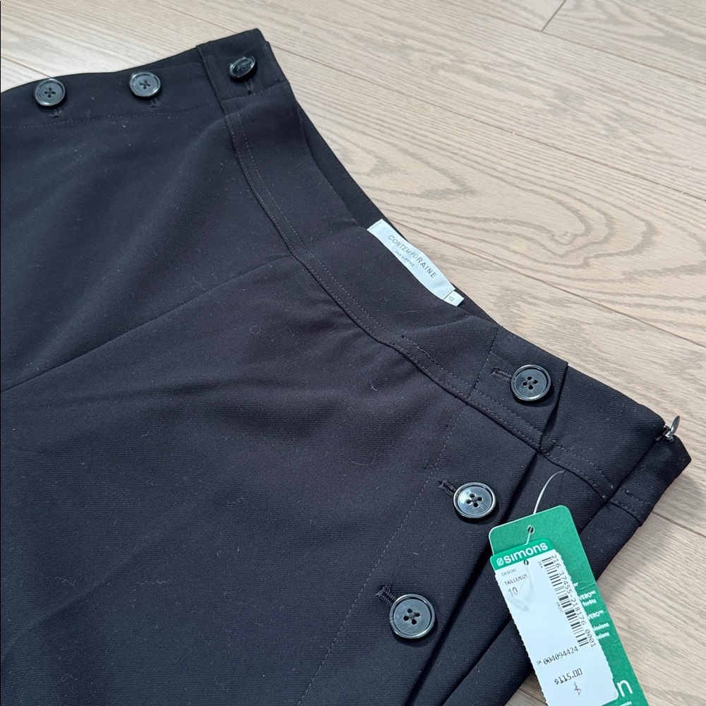 Size 10 - Contemporaine by Simons Black Wide-Leg Pants with Button Detail